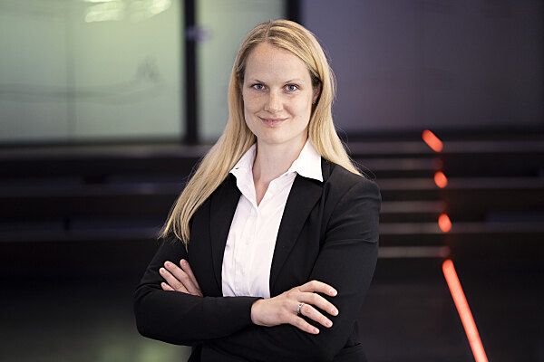 (2) Kathrin Beckert-Plewka